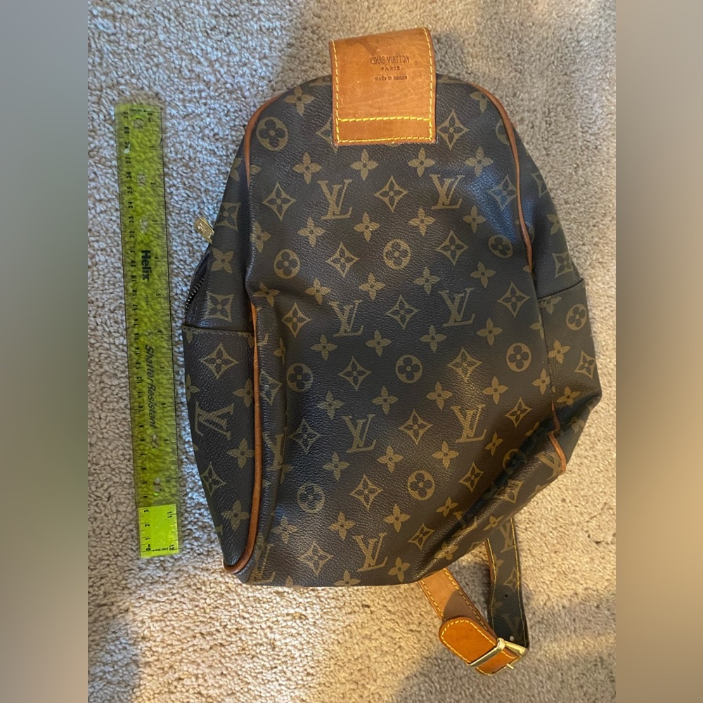 LV back bag